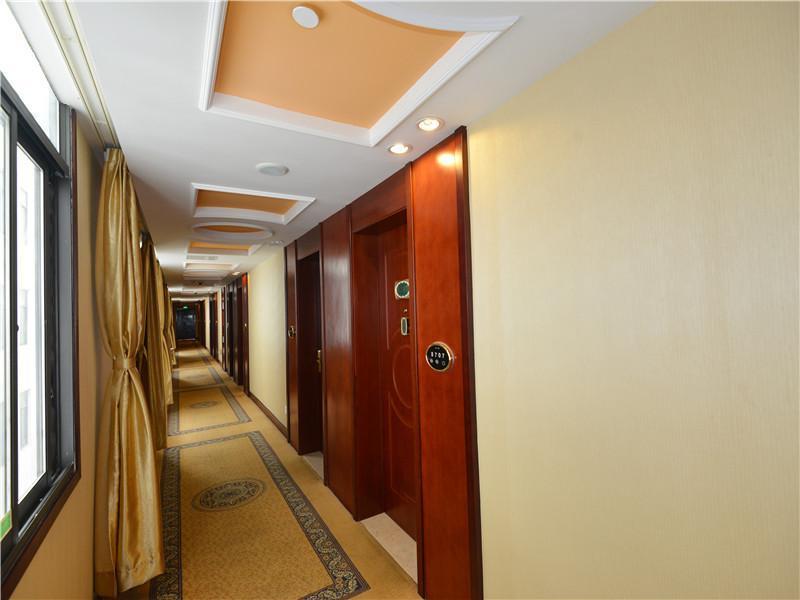 Vienna International Hotel Shanghai Pudong New District Caolu Экстерьер фото